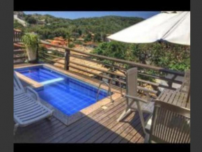 Casa em Geribá ampla duas suítes com piscina e vista dentro de condominio